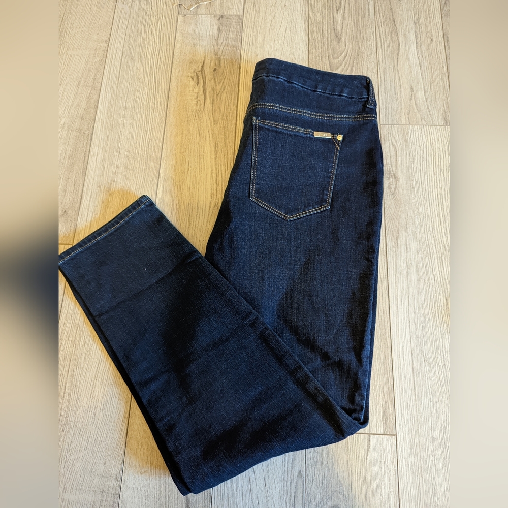 Chico's Slim Ankle jeans